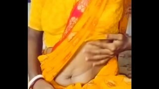 Indian horny woman juicy pussy fucking and boobs sucked Video