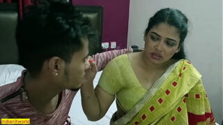 Indian village tv mechanic boy fucked hot bhabhi at her room Video