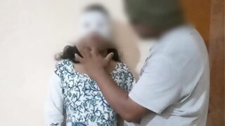 Xxx six बंगाली औरत ने नौकर को नंगा करके सेक्स किया Video